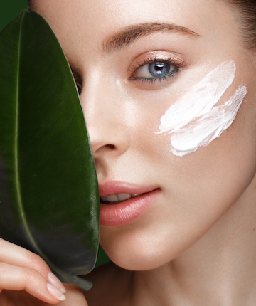 Cilt Bakımı: Genç ve Sağlıklı Görünümün Sırrı Blog Post Görseli