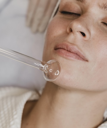 hyalüronik asit dikey görsel